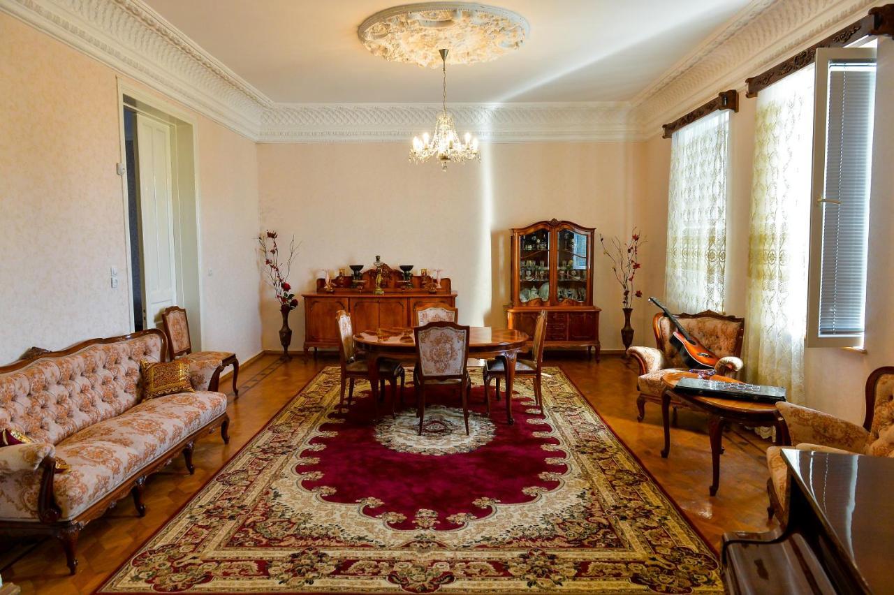 Gold Guest House Kutaisi Dış mekan fotoğraf