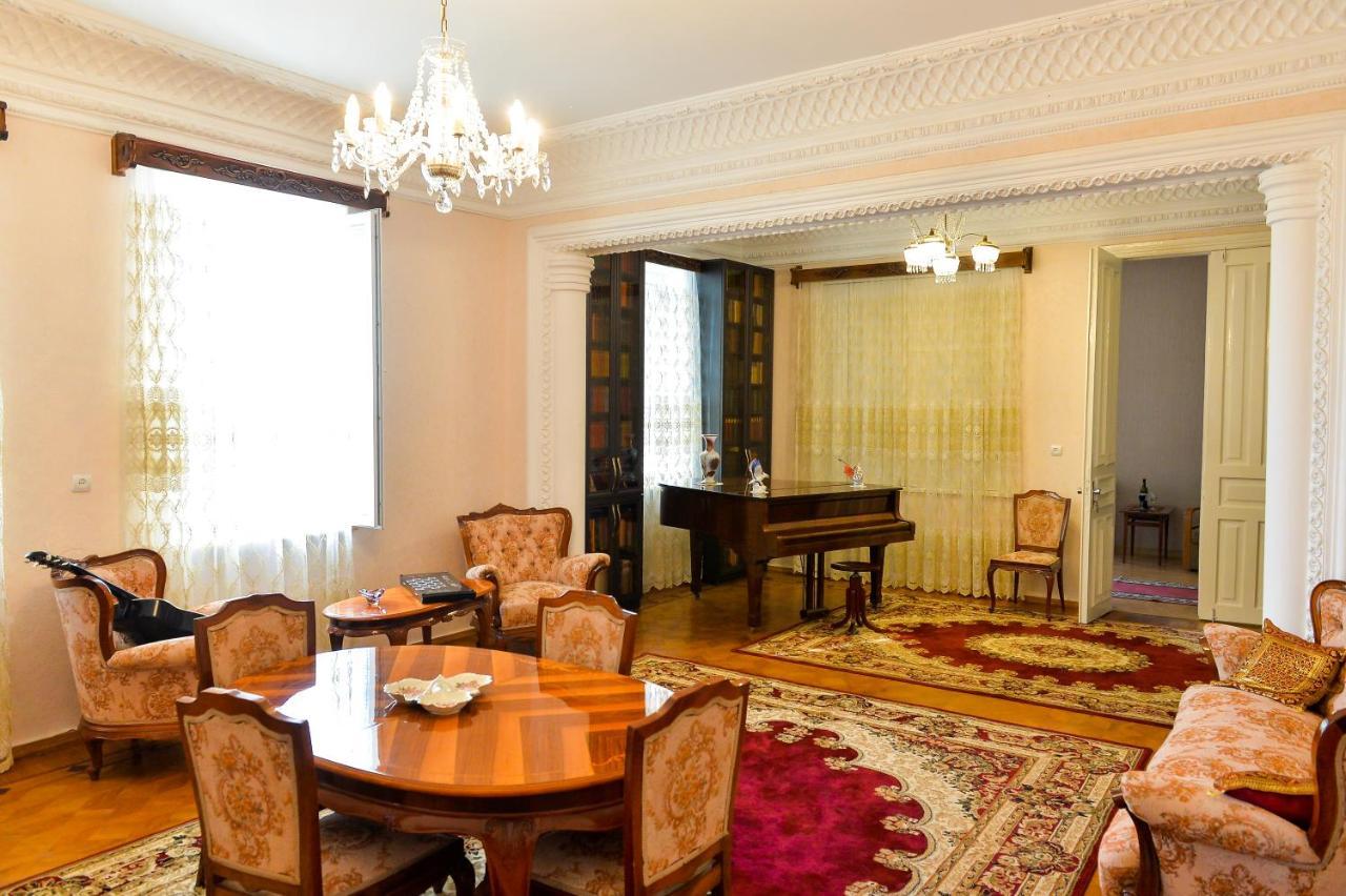 Gold Guest House Kutaisi Dış mekan fotoğraf