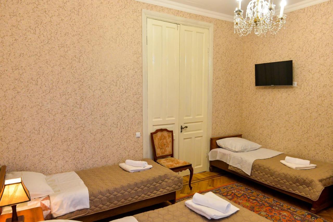 Gold Guest House Kutaisi Dış mekan fotoğraf