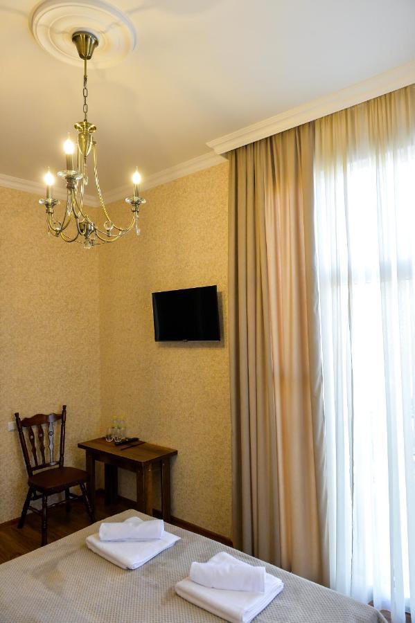 Gold Guest House Kutaisi Dış mekan fotoğraf