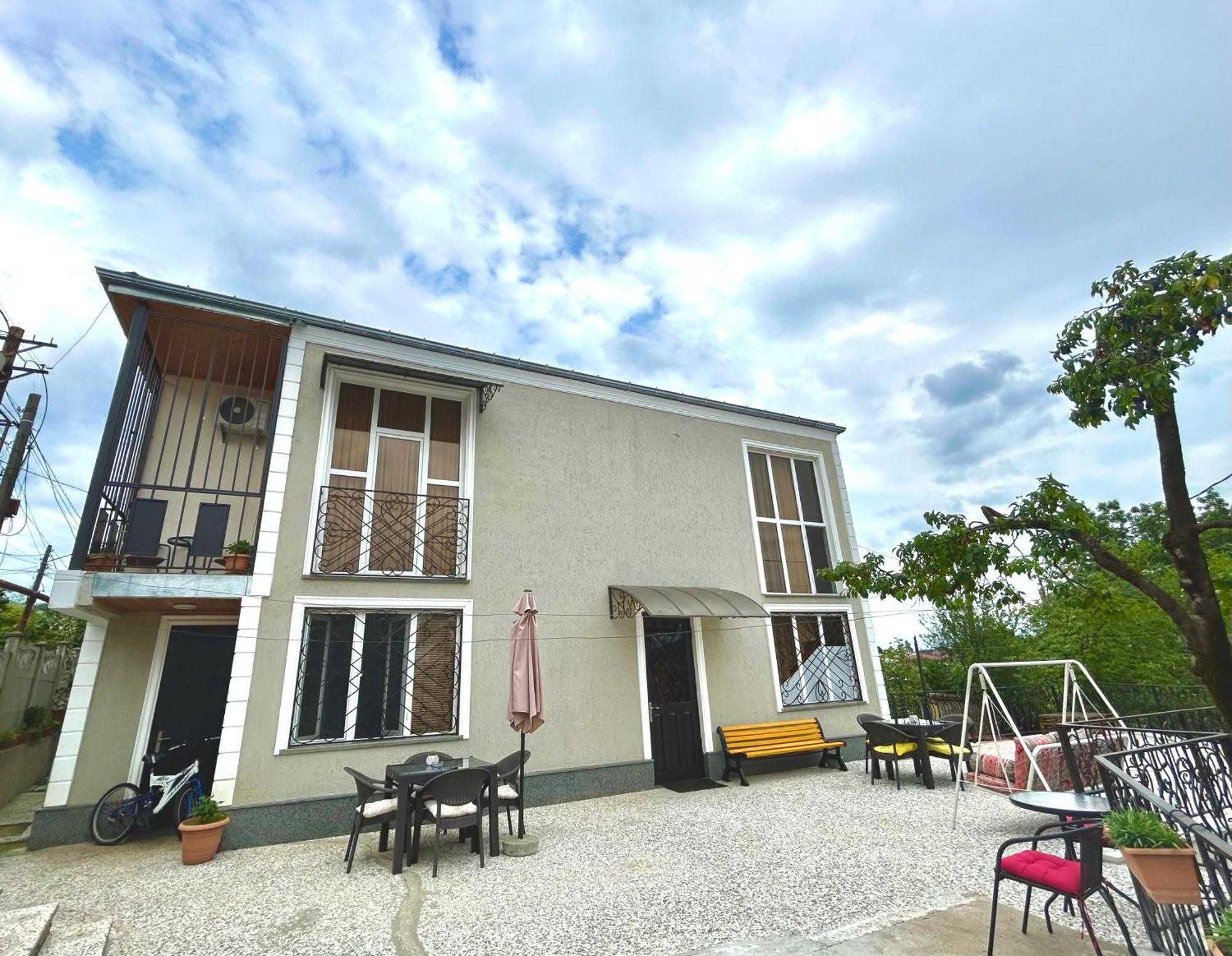Gold Guest House Kutaisi Dış mekan fotoğraf