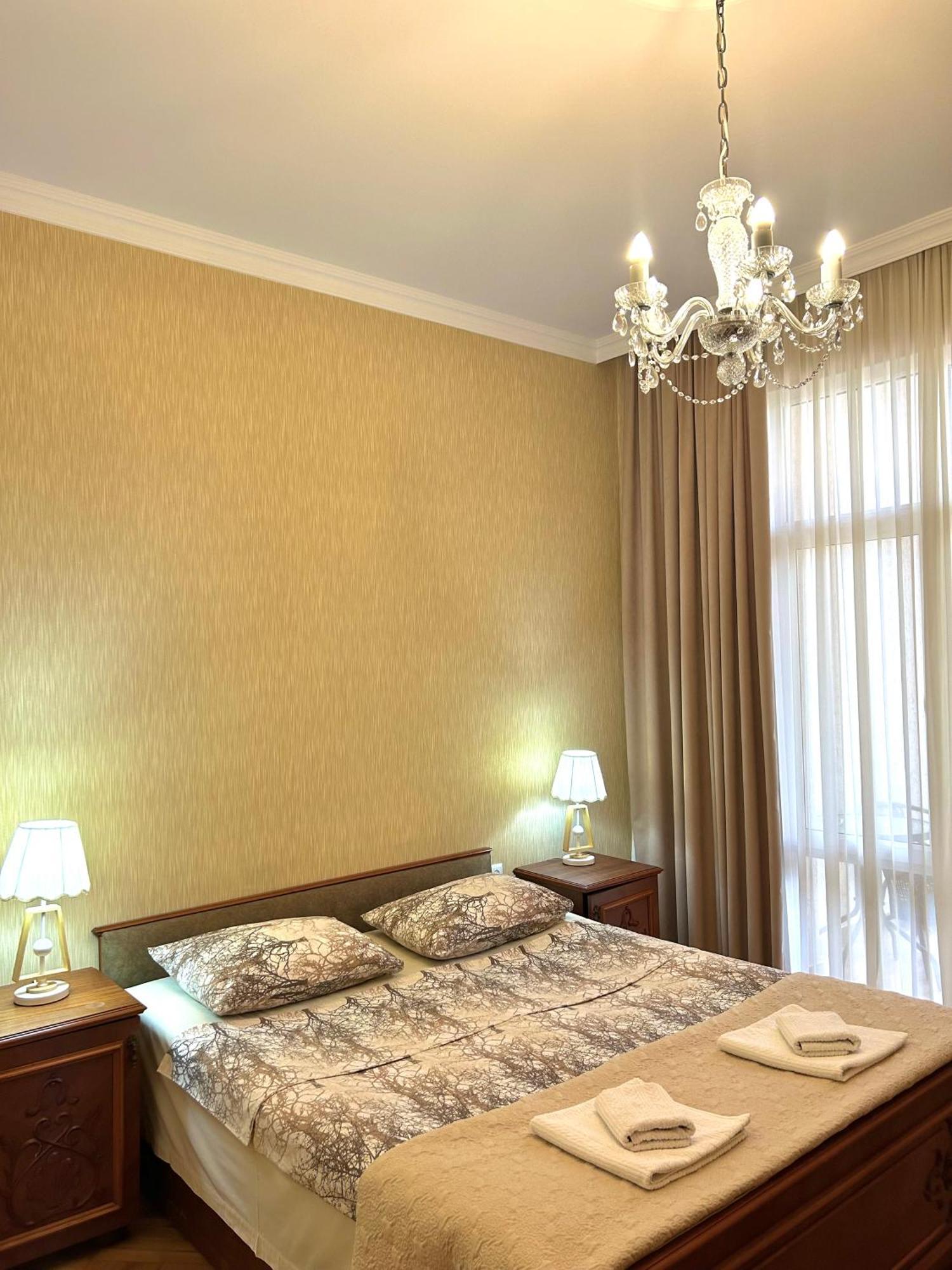 Gold Guest House Kutaisi Dış mekan fotoğraf